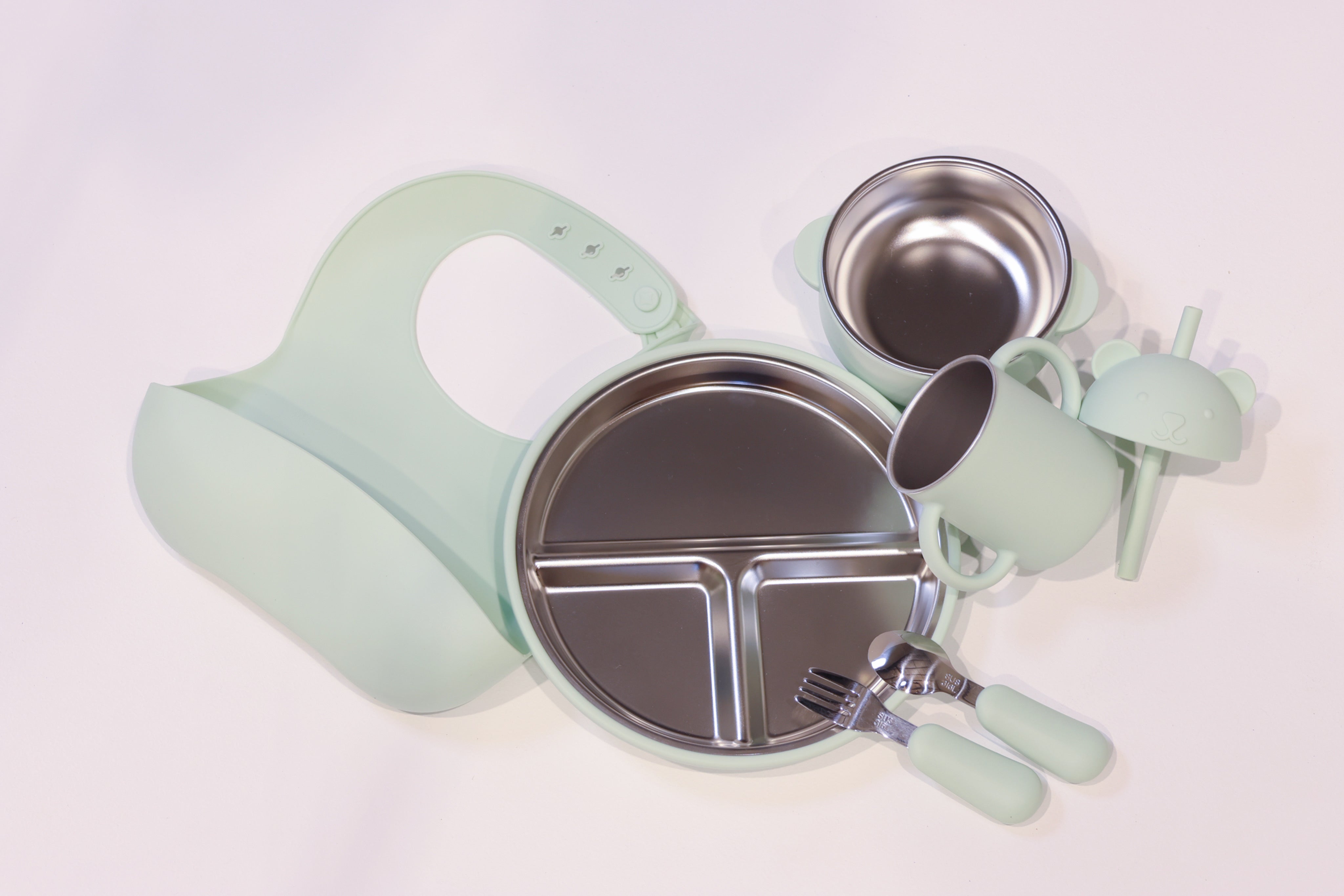 5 Essential Items for Introducing Solids to Your Baby